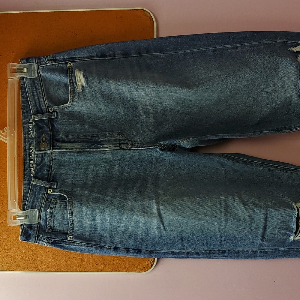 American Eagle Mom Jeans